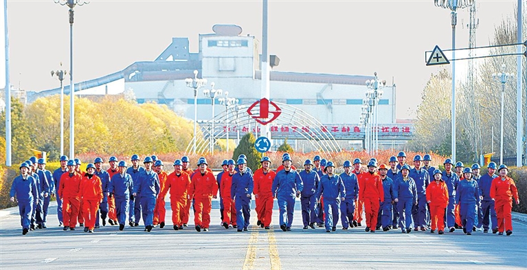 酒鋼集團：科技創(chuàng)新引領(lǐng)高質(zhì)量發(fā)展